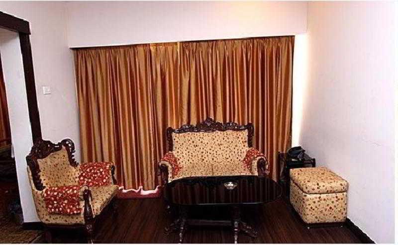 فندق Treebo Regency - Bund Garden, Dhole Patil Road بونة المظهر الخارجي الصورة