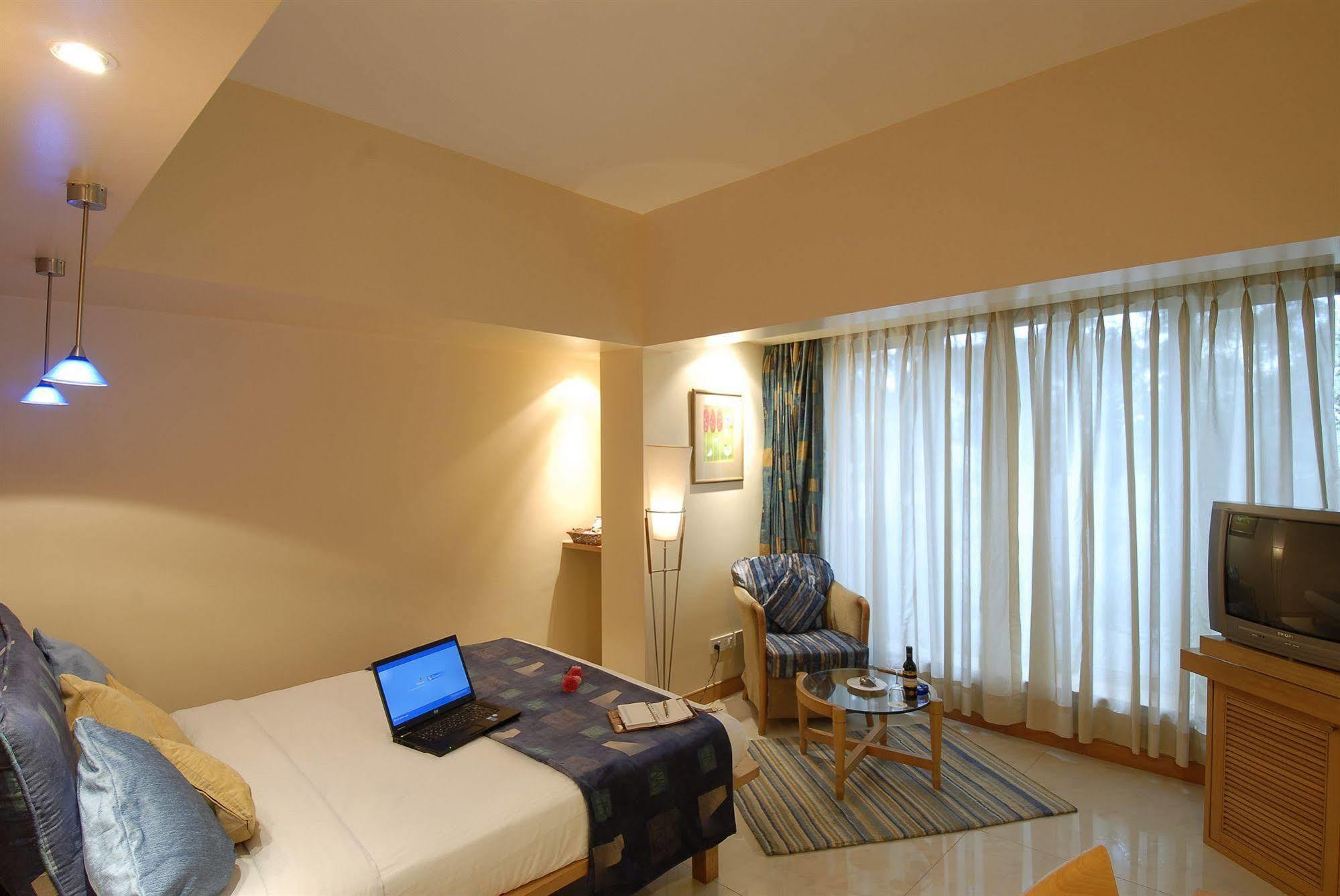 فندق Treebo Regency - Bund Garden, Dhole Patil Road بونة المظهر الخارجي الصورة
