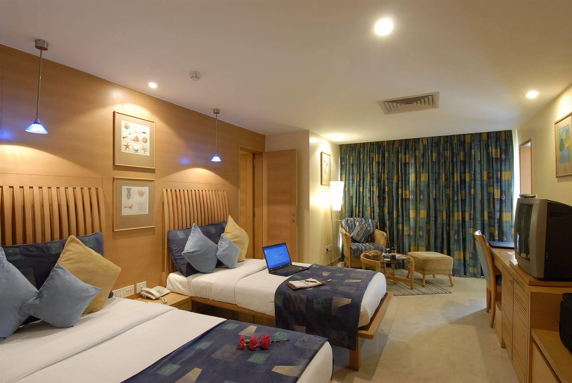 فندق Treebo Regency - Bund Garden, Dhole Patil Road بونة المظهر الخارجي الصورة